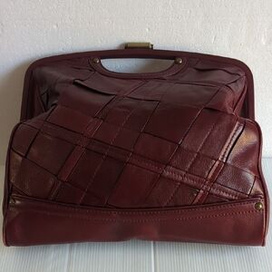 Vintage Elliott Lucca Leather Handbag & Clutch